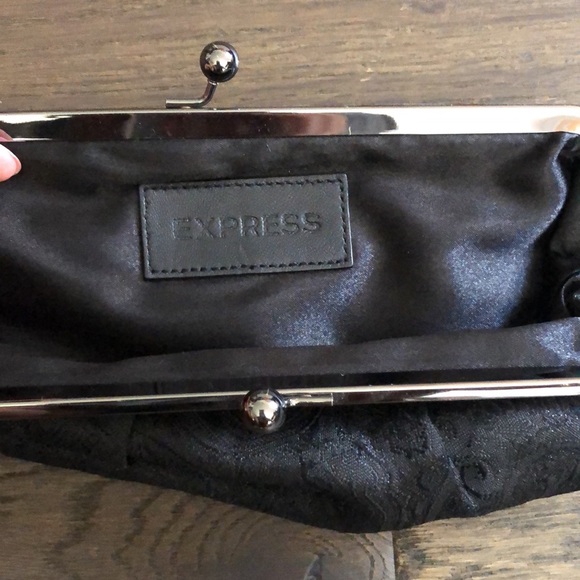 Express clutch - Picture 2 of 2